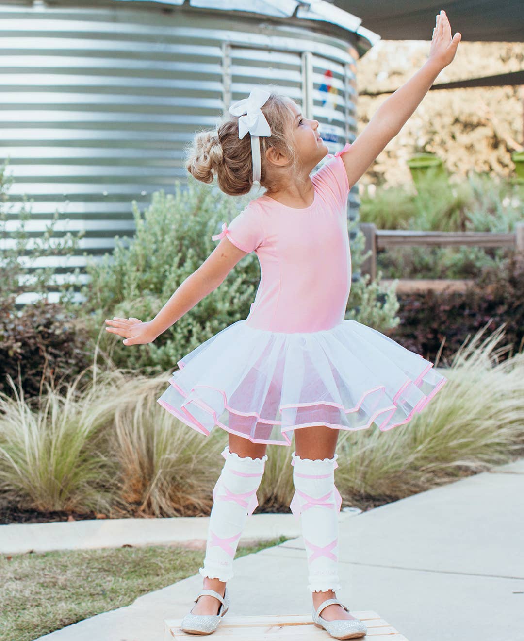 Girls White Ballet Bow Leg Warmers