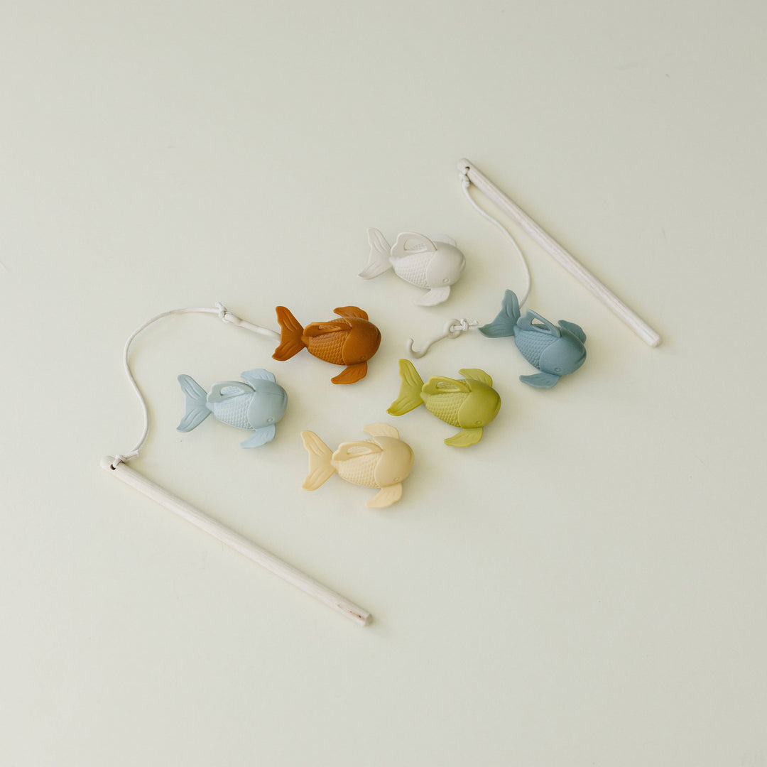 Juego de pesca de silicona y madera