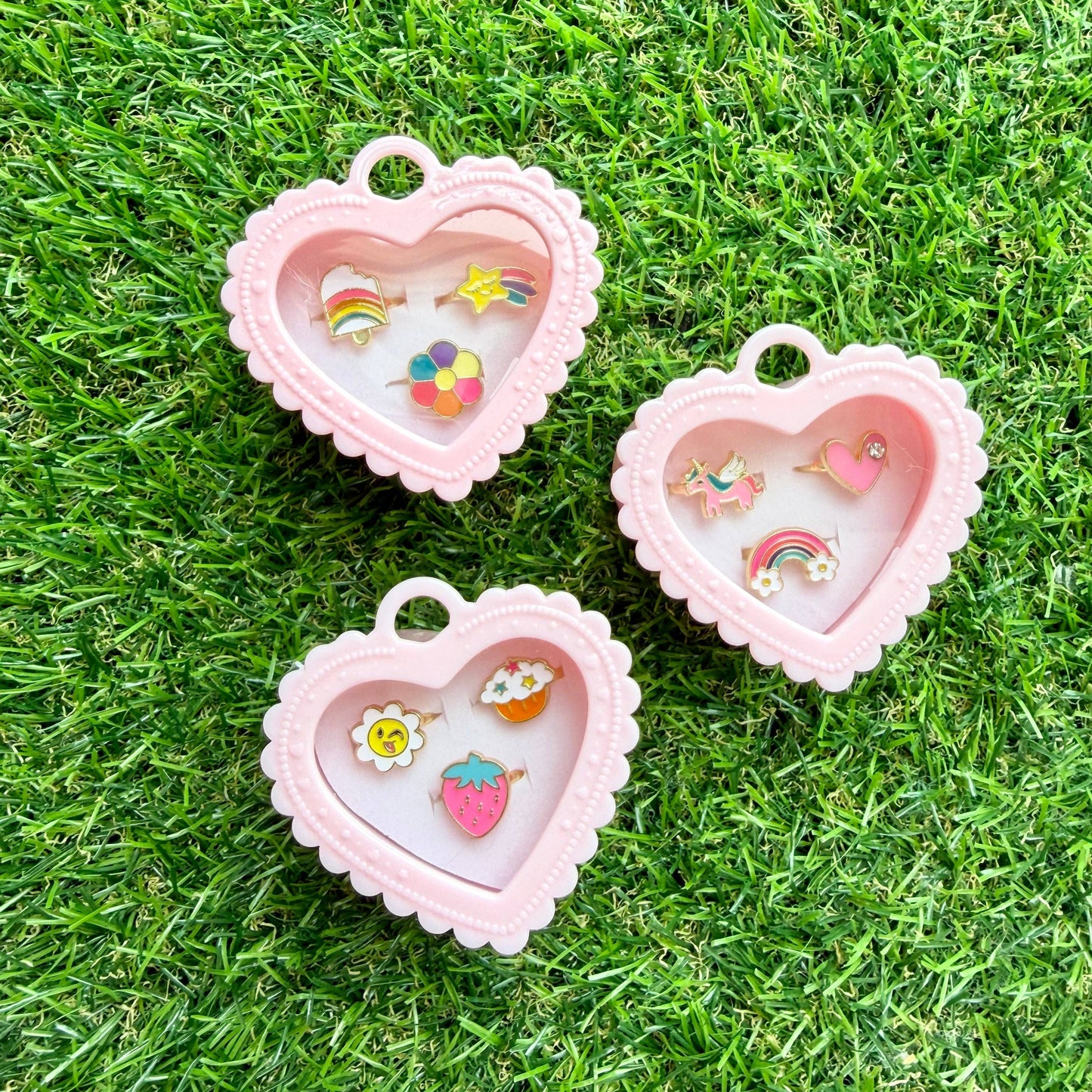 Adjustable Ring Heart Box