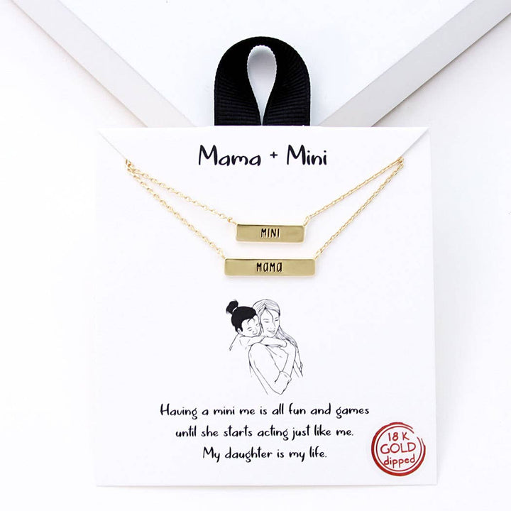 Conjunto de mini collares de mamá bañados en oro