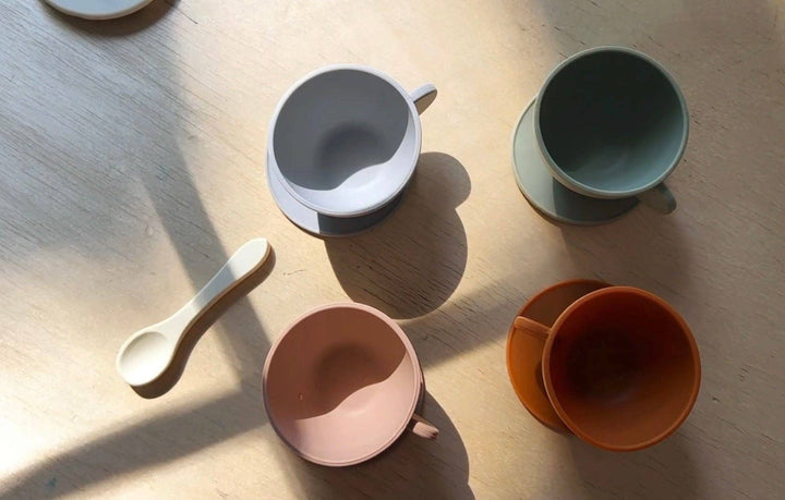 Juego de té de silicona con mezcla de colores crema