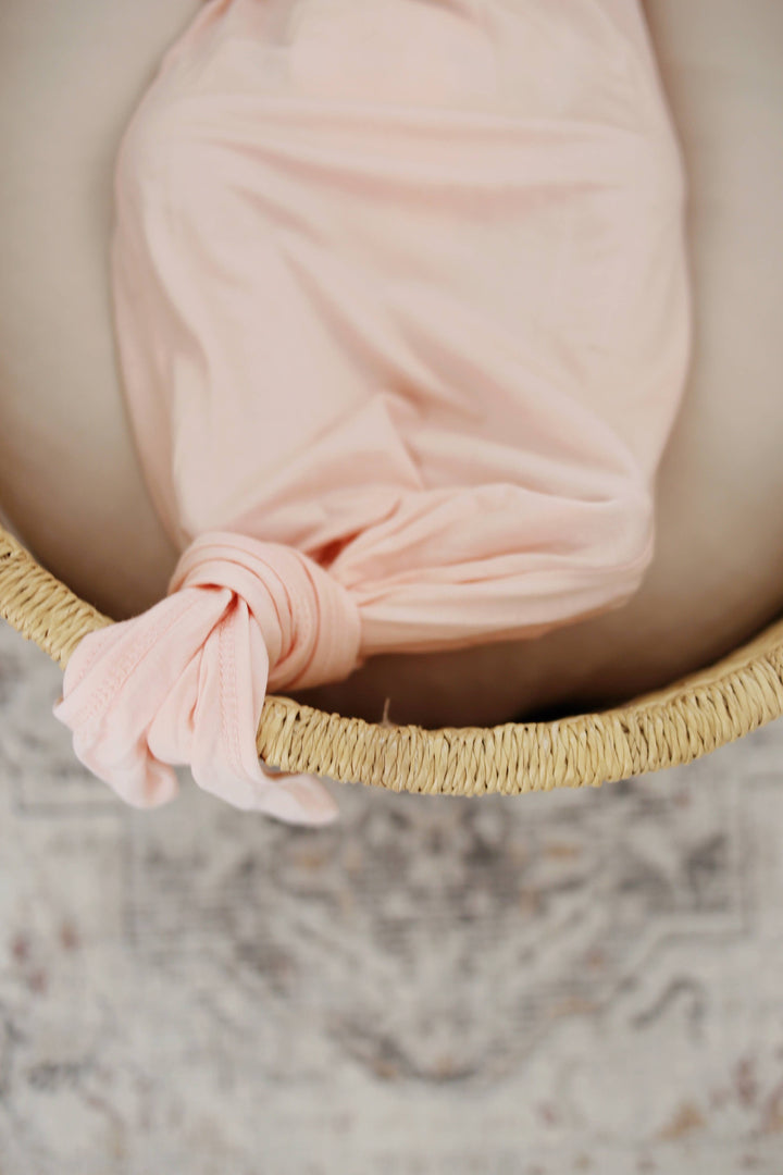 Vestido anudado de bambú rosa ruborizado