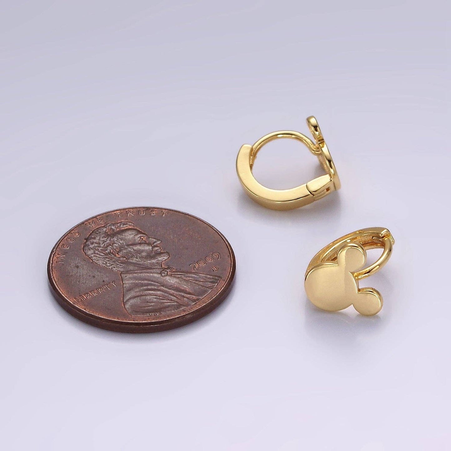 14K Gold Filled Mouse Animal Minimalist Cartilage Huggie Earrings | AE957
