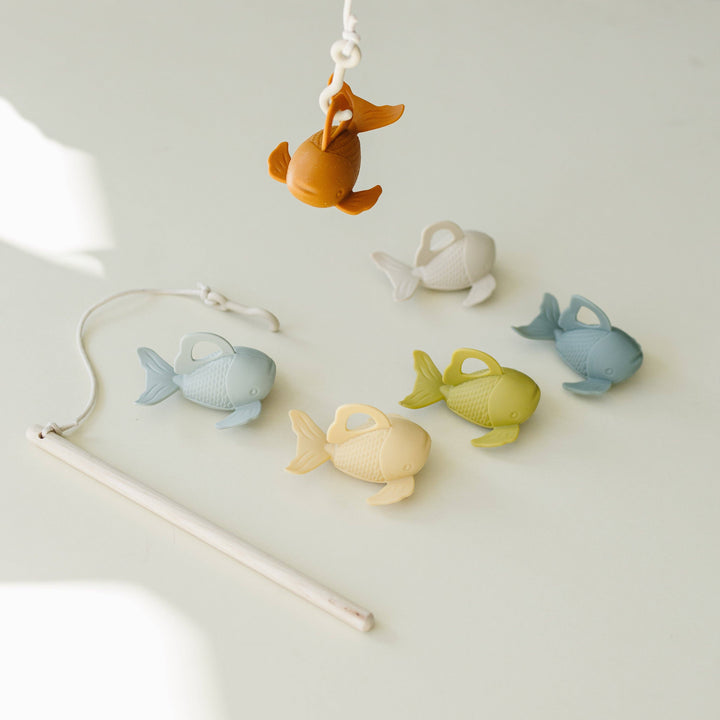 Juego de pesca de silicona y madera