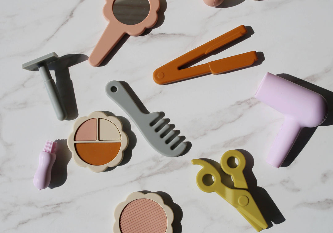 Juego de maquillaje y peinado de silicona