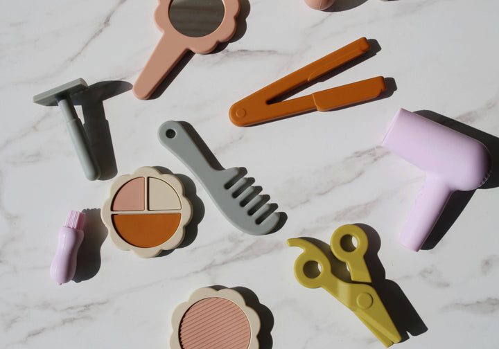 Juego de maquillaje y peinado de silicona