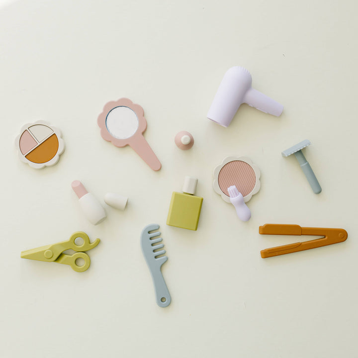 Juego de maquillaje y peinado de silicona